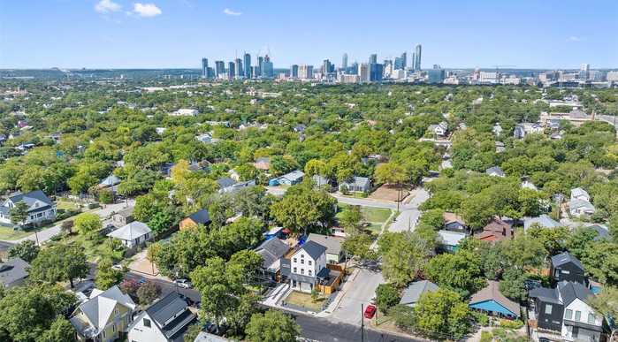 photo 29: 1712 Walnut Avenue, Austin TX 78702