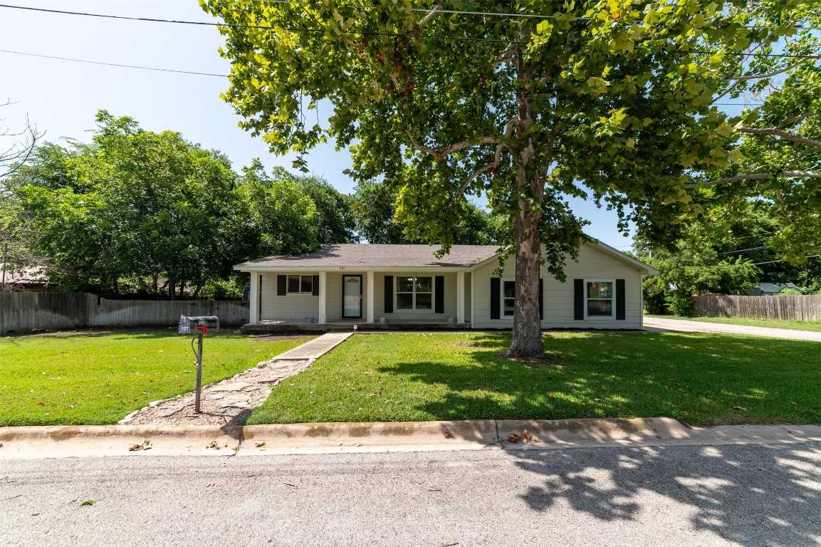 photo 1: 901 E Johnson Street, Burnet TX 78611