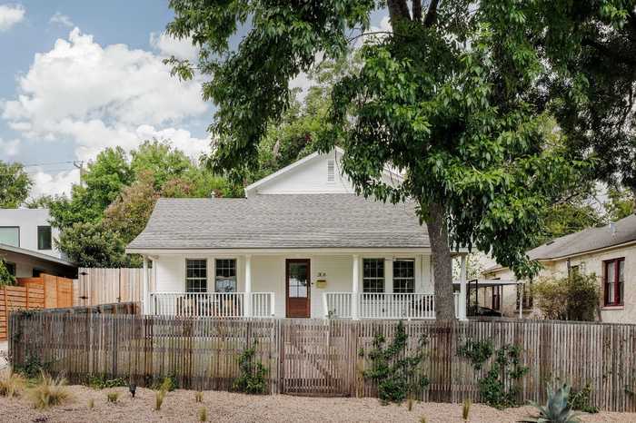 photo 2: 2108 Kenwood Avenue, Austin TX 78704