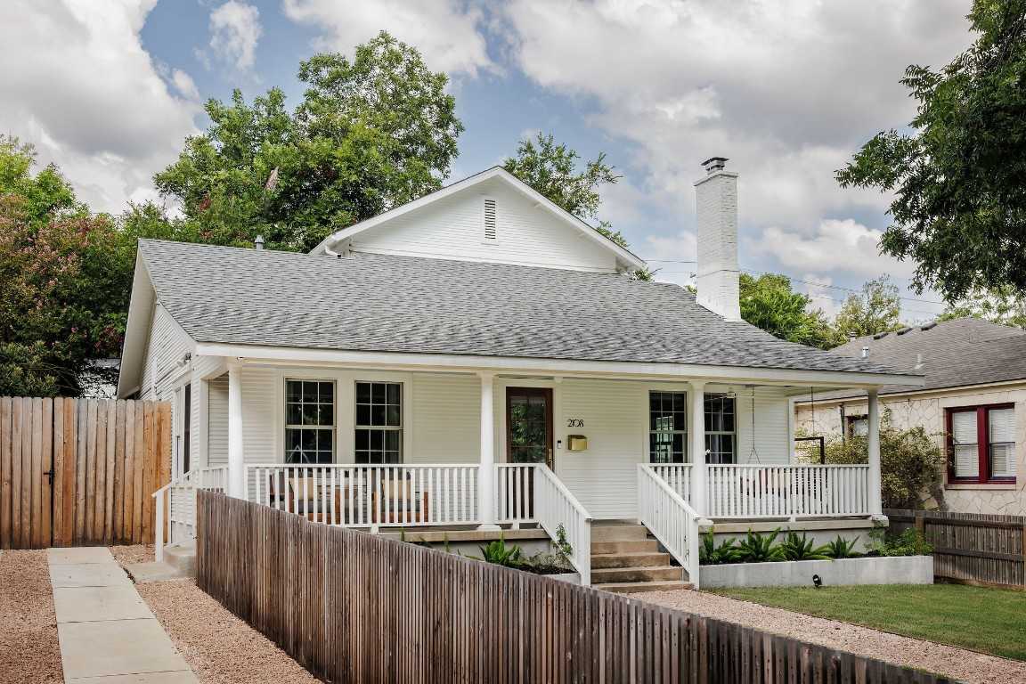 photo 3: 2108 Kenwood Avenue, Austin TX 78704