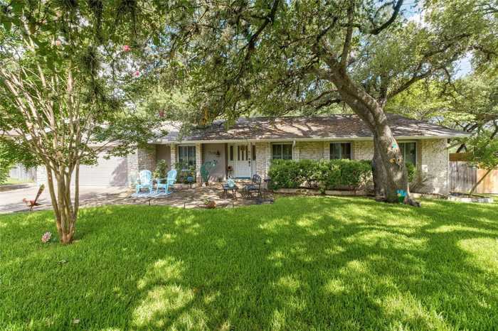 photo 1: 7110 Sungate Drive, Austin TX 78731