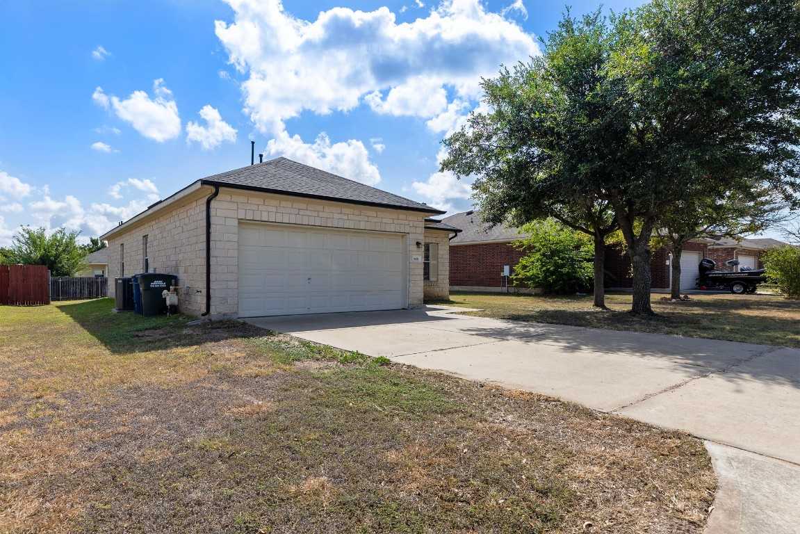 photo 3: 808 Estancia Way, Leander TX 78641