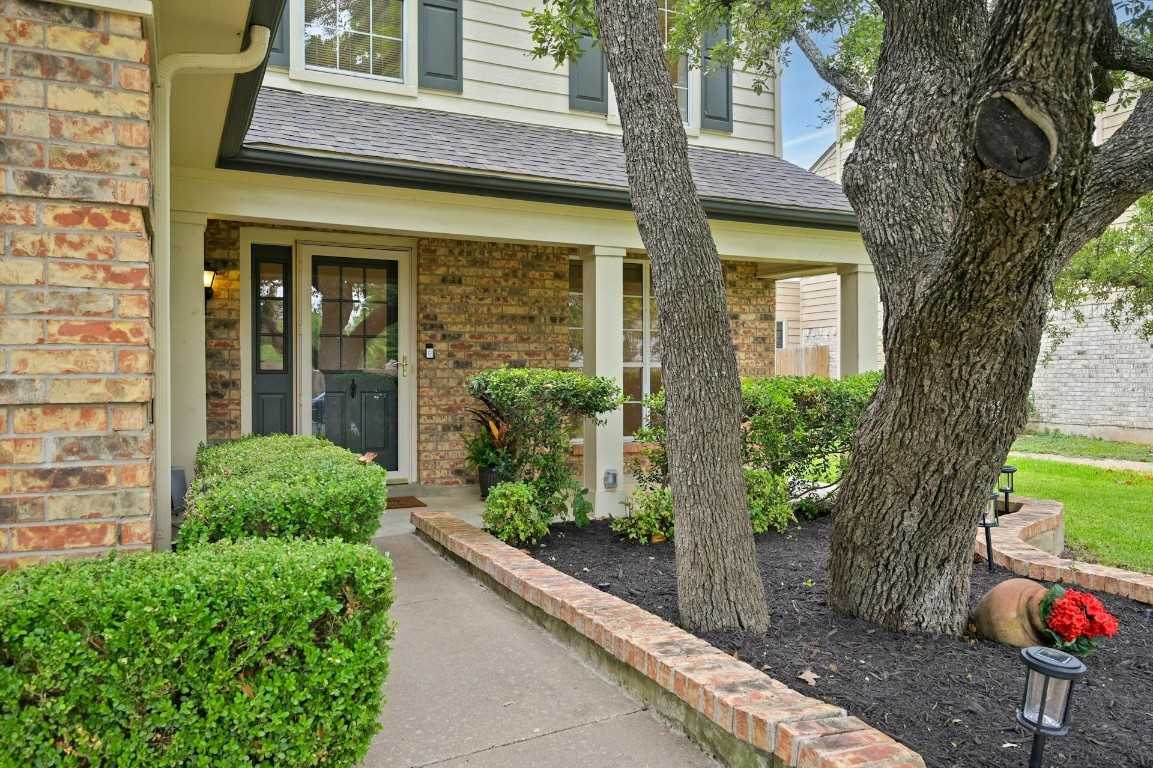 photo 3: 16619 Spotted Eagle Drive, Leander TX 78641