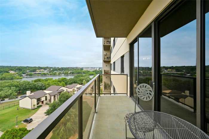 photo 2: 40 N Interstate Highway 35 Unit 8C1, Austin TX 78701