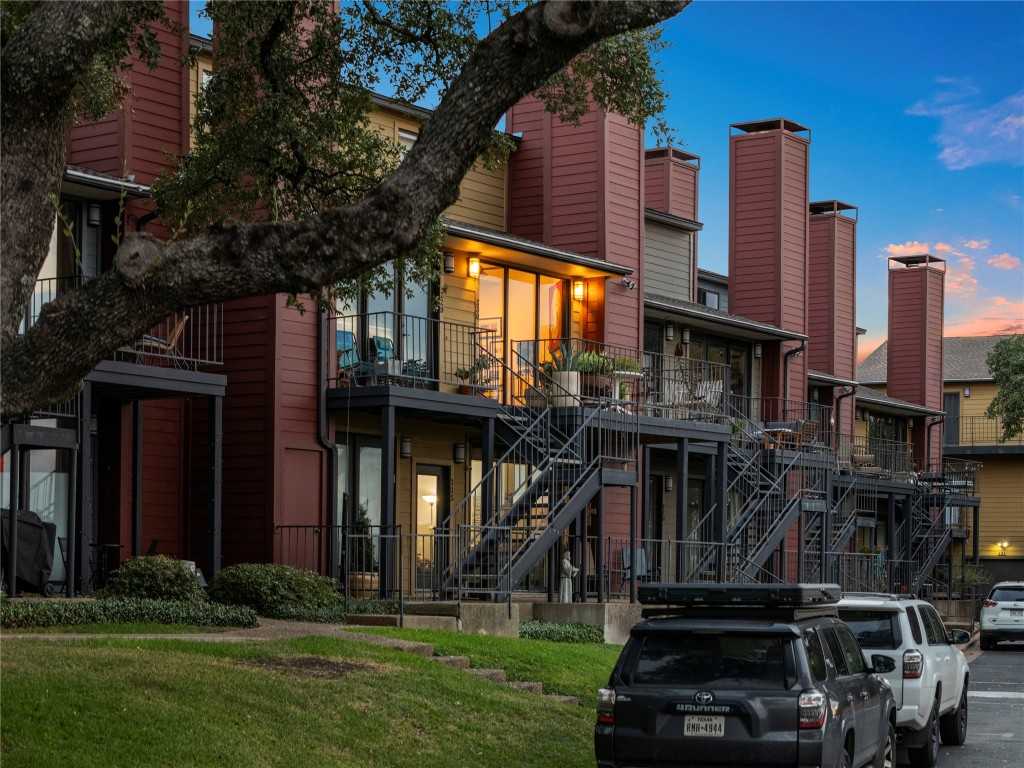 photo 3: 1501 Barton Springs Road Unit 230, Austin TX 78704