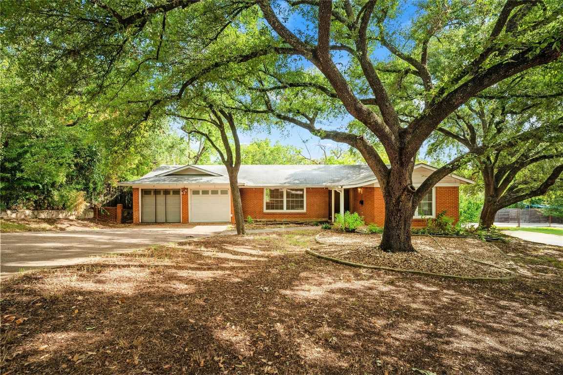 photo 1: 504 Lone Oak Drive, Austin TX 78704