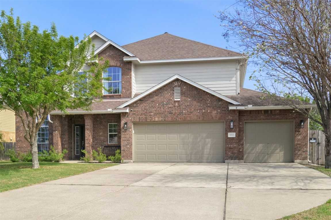 photo 2: 1022 N Ash Cove, Hutto TX 78634