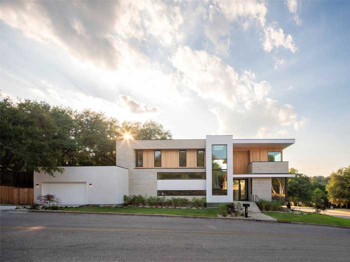 photo 22: 2601 Barton Hills Drive, Austin TX 78704