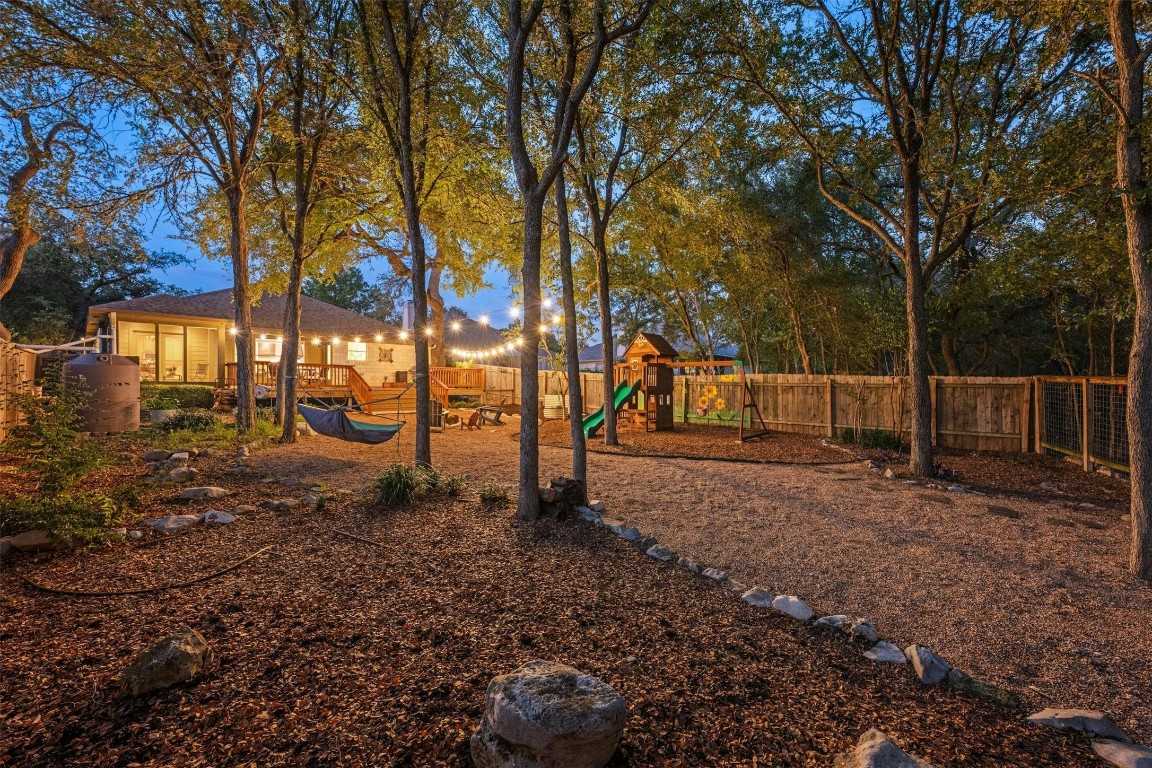 photo 2: 10337 Snapdragon Drive, Austin TX 78739