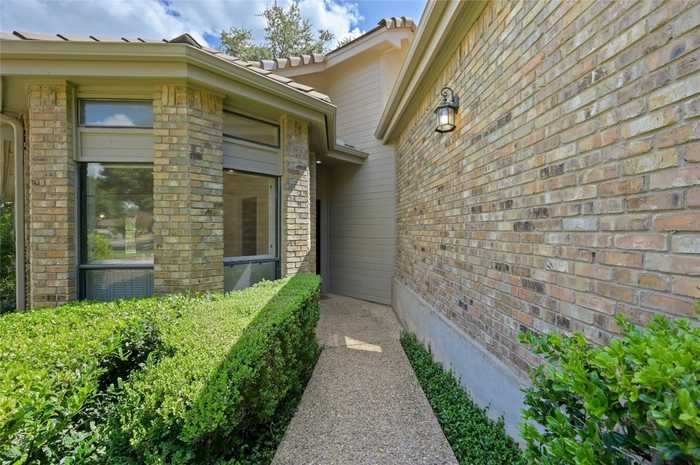 photo 2: 3511 Fawn Creek Path, Austin TX 78746