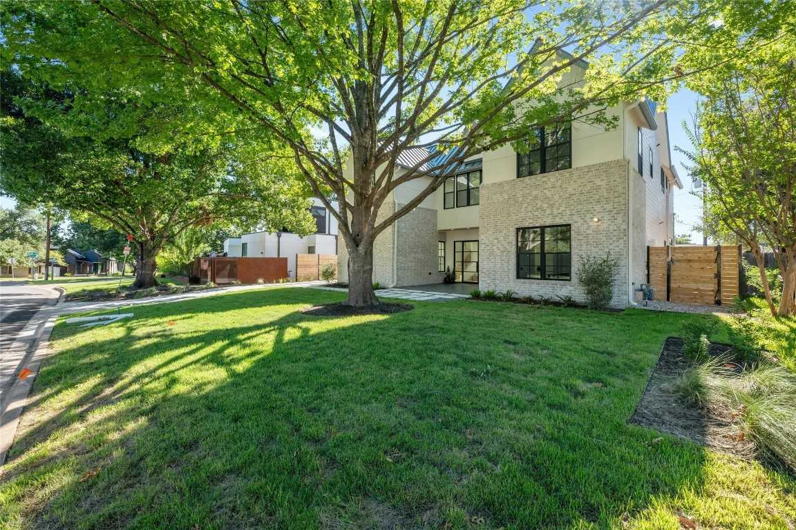 photo 2: 4807 Placid Place, Austin TX 78731