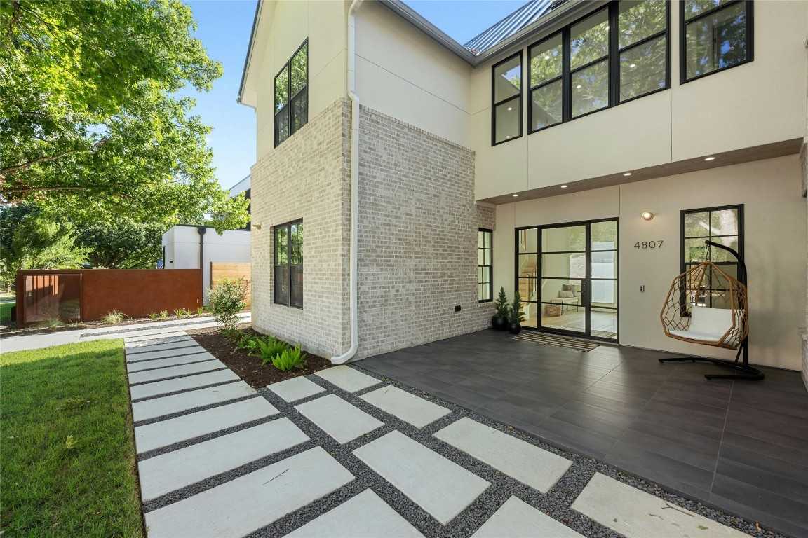 photo 3: 4807 Placid Place, Austin TX 78731