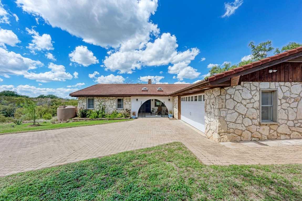 photo 3: 3008 Vista Lane, Marble Falls TX 78654