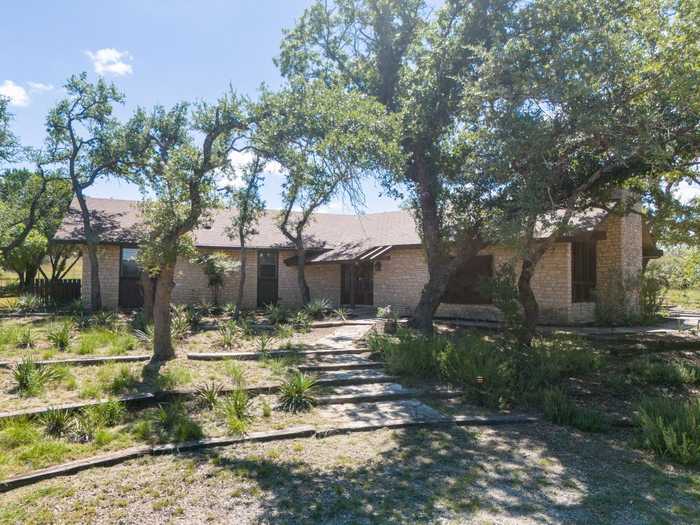 photo 1: 20 Sheppard Lane, Lampasas TX 76550