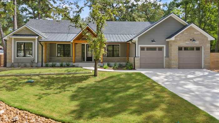 photo 1: 319 Akaloa Drive, Bastrop TX 78602