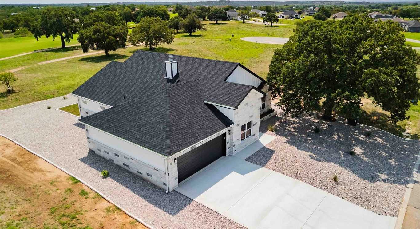 photo 1: 215 Oak Grove Parkway, Kingsland TX 78639