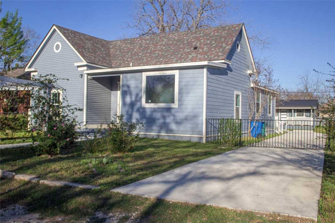 photo 1: 314 Park Street, Taylor TX 76574