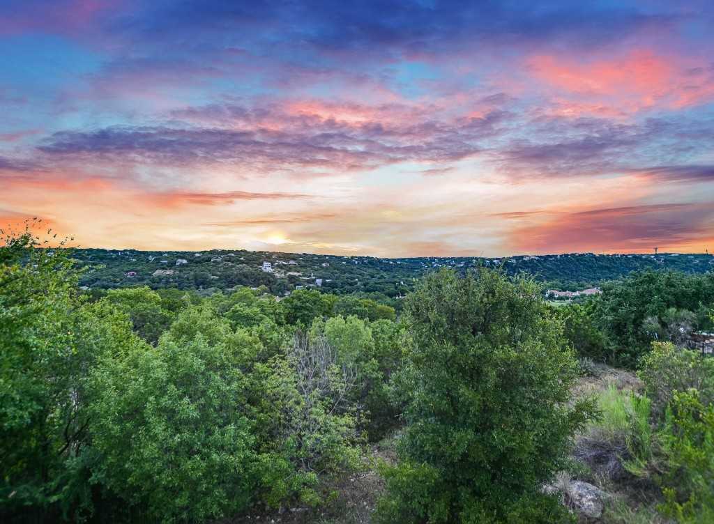 photo 2: 13529 Coleto Creek Trail, Austin TX 78732