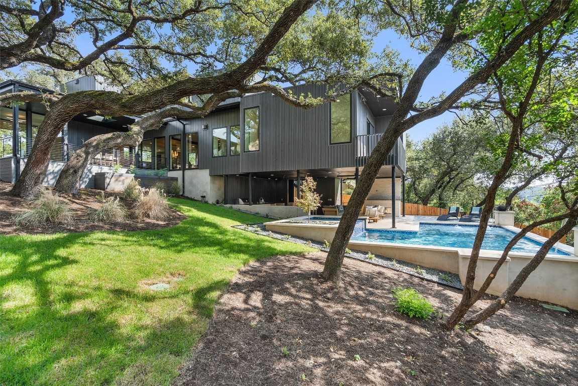 photo 3: 6108 Mountainclimb Drive, Austin TX 78731