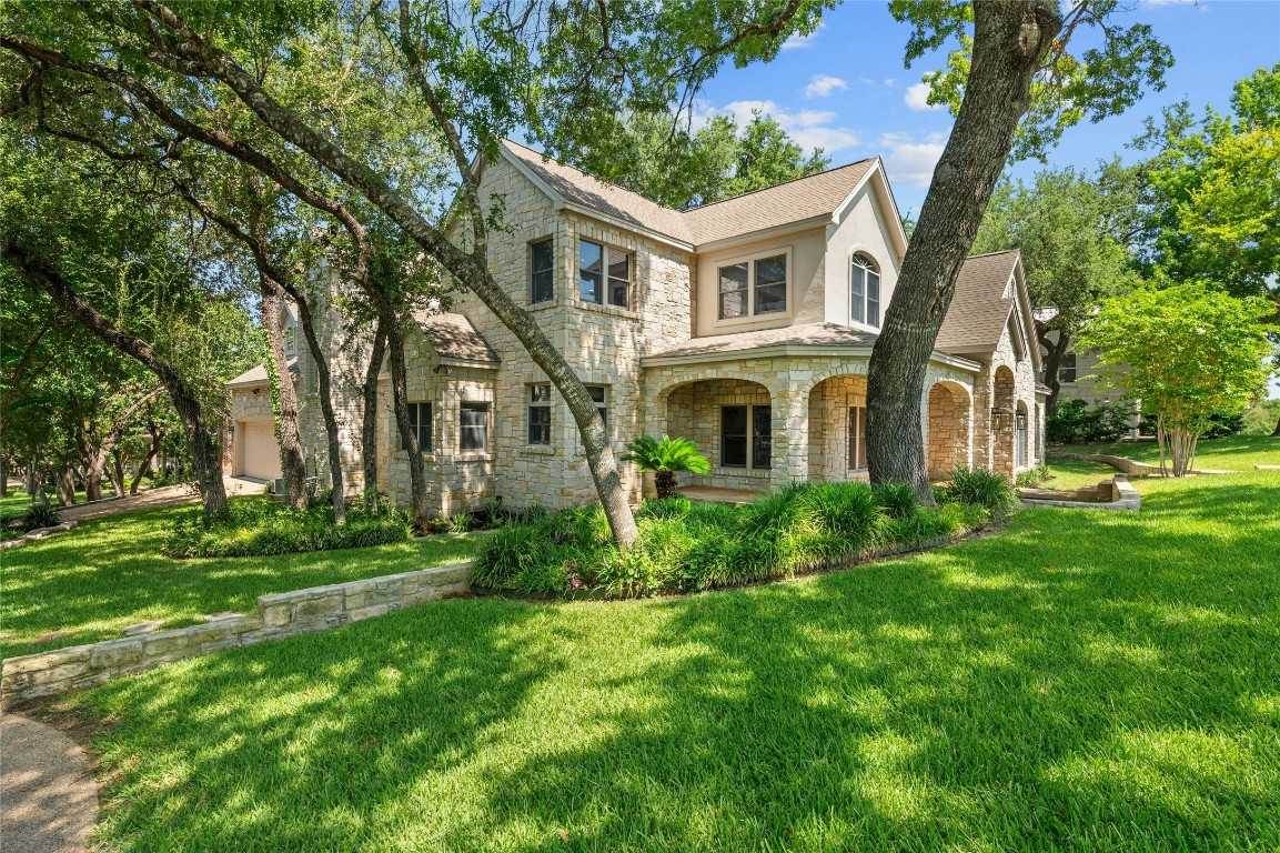 photo 2: 2928 Chatelaine Drive, Austin TX 78746