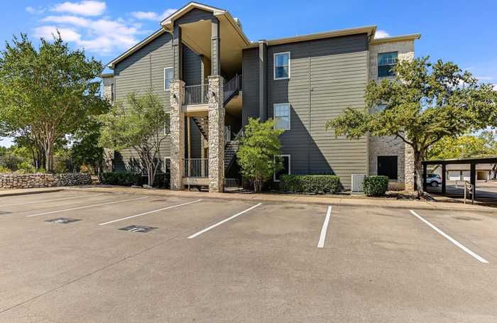 photo 2: 2320 Gracy Farms Lane Unit 431, Austin TX 78758