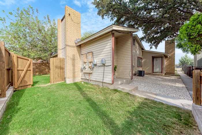 photo 2: 1117 RUNDBERG Lane W Unit A&B, Austin TX 78758