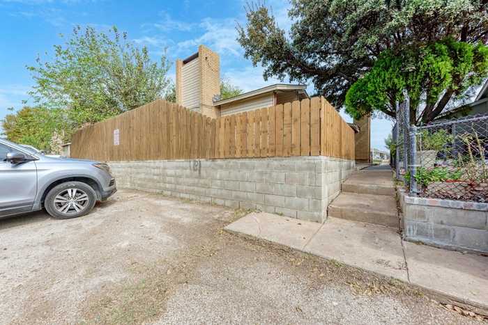 photo 31: 1117 RUNDBERG Lane W Unit A&B, Austin TX 78758