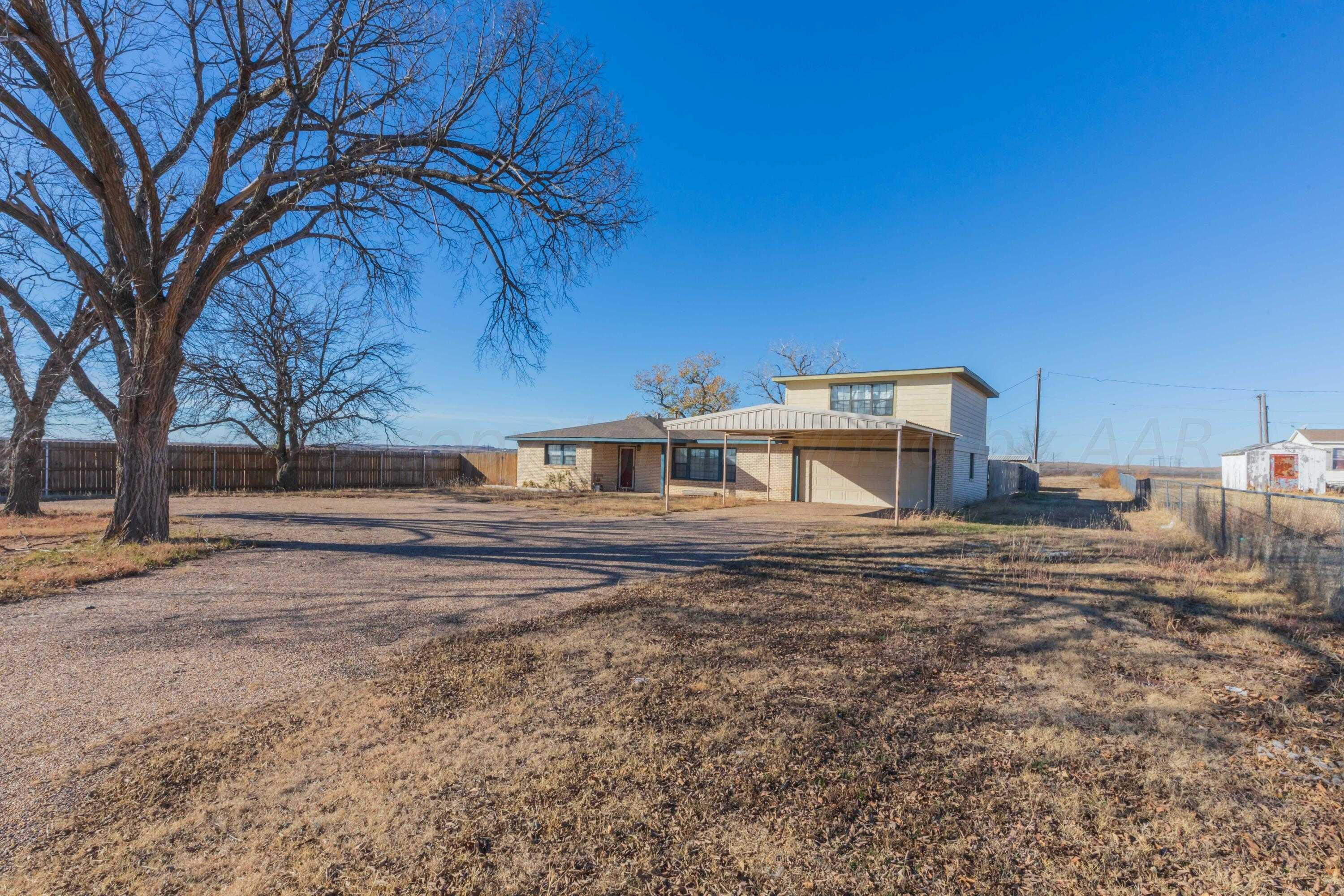 photo 3: 1209 Main Street, Shamrock TX 79079