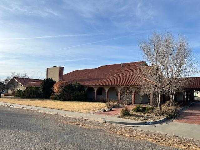 photo 3: 804 Walter Wilmeth Drive, Spearman TX 79081