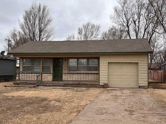 photo 1: 1004 Haney Street, Spearman TX 79081