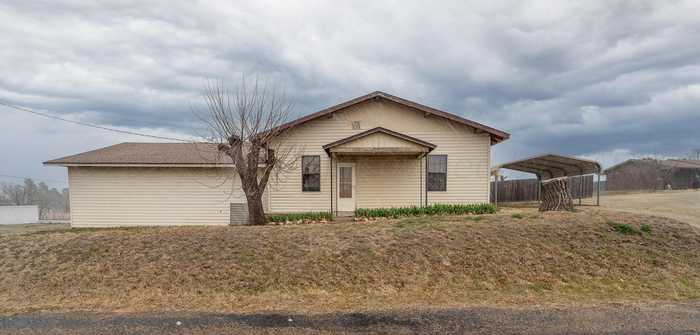 photo 1: 601 Orpe, Clarendon TX 79226