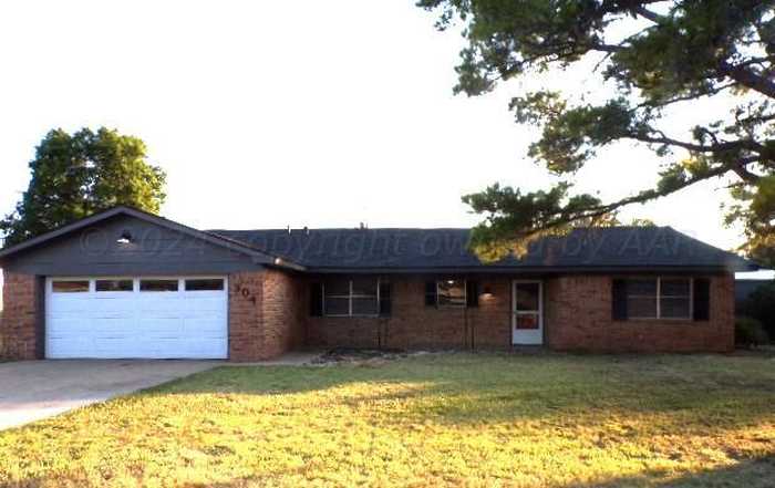 photo 1: 304 Romero Street, Fritch TX 79036