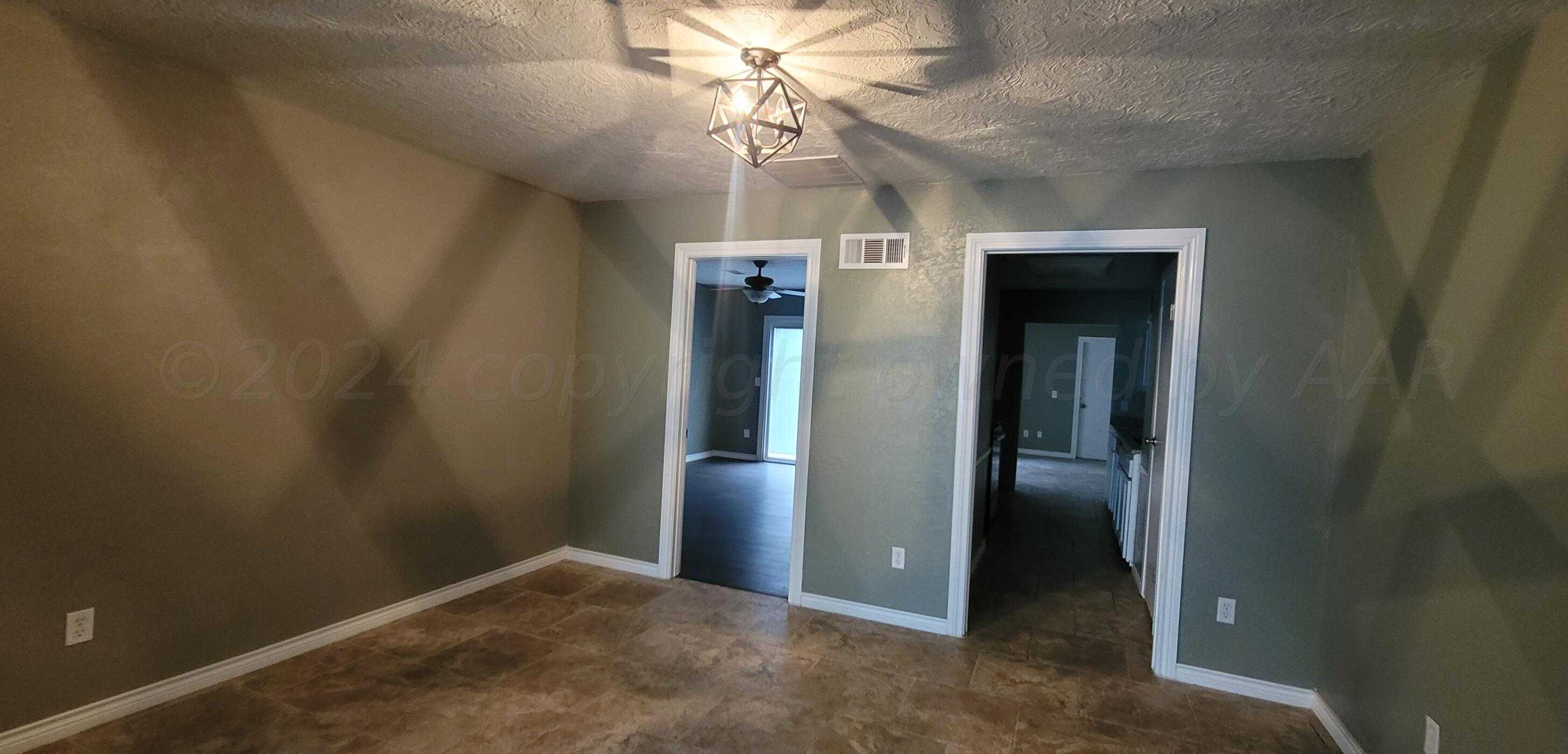 photo 3: 4331 ALICIA Drive, Amarillo TX 79109