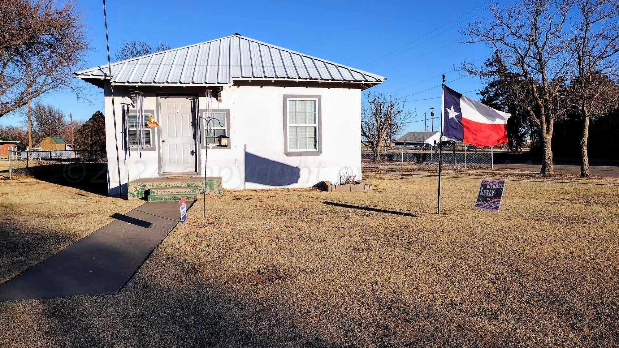 photo 1: 221 Brandt Street, Spearman TX 79081