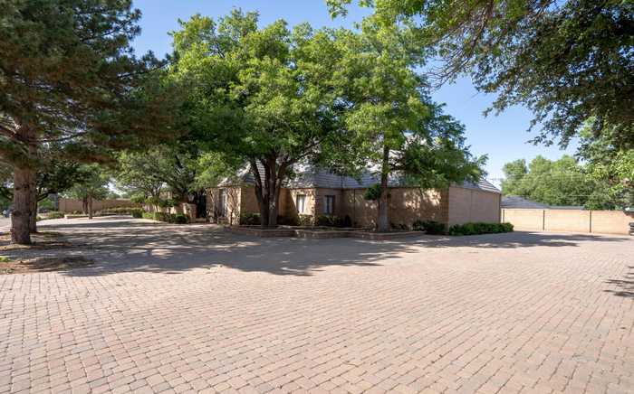 photo 1: 221 Skycrest Street, Borger TX 79007