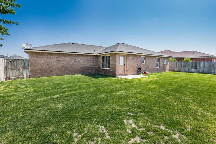 photo 18: 1707 Purple Sage Road, Dalhart TX 79022