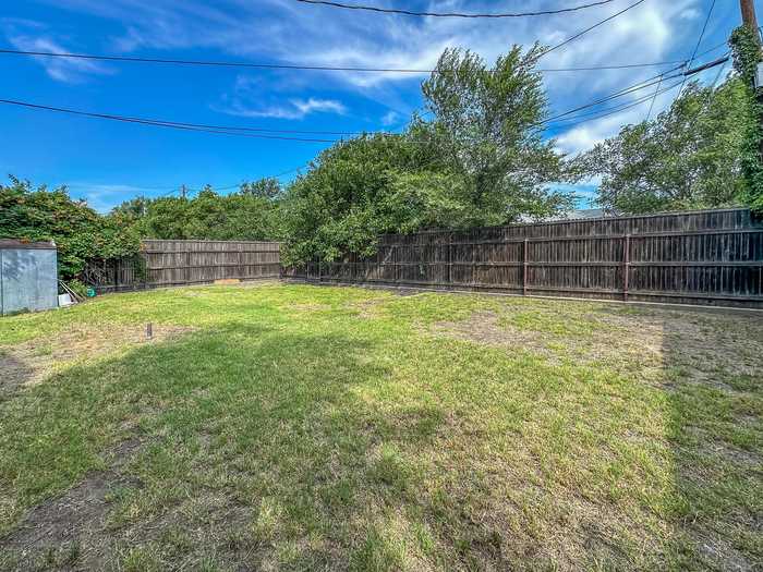 photo 18: 220 Oak Street, Borger TX 79007