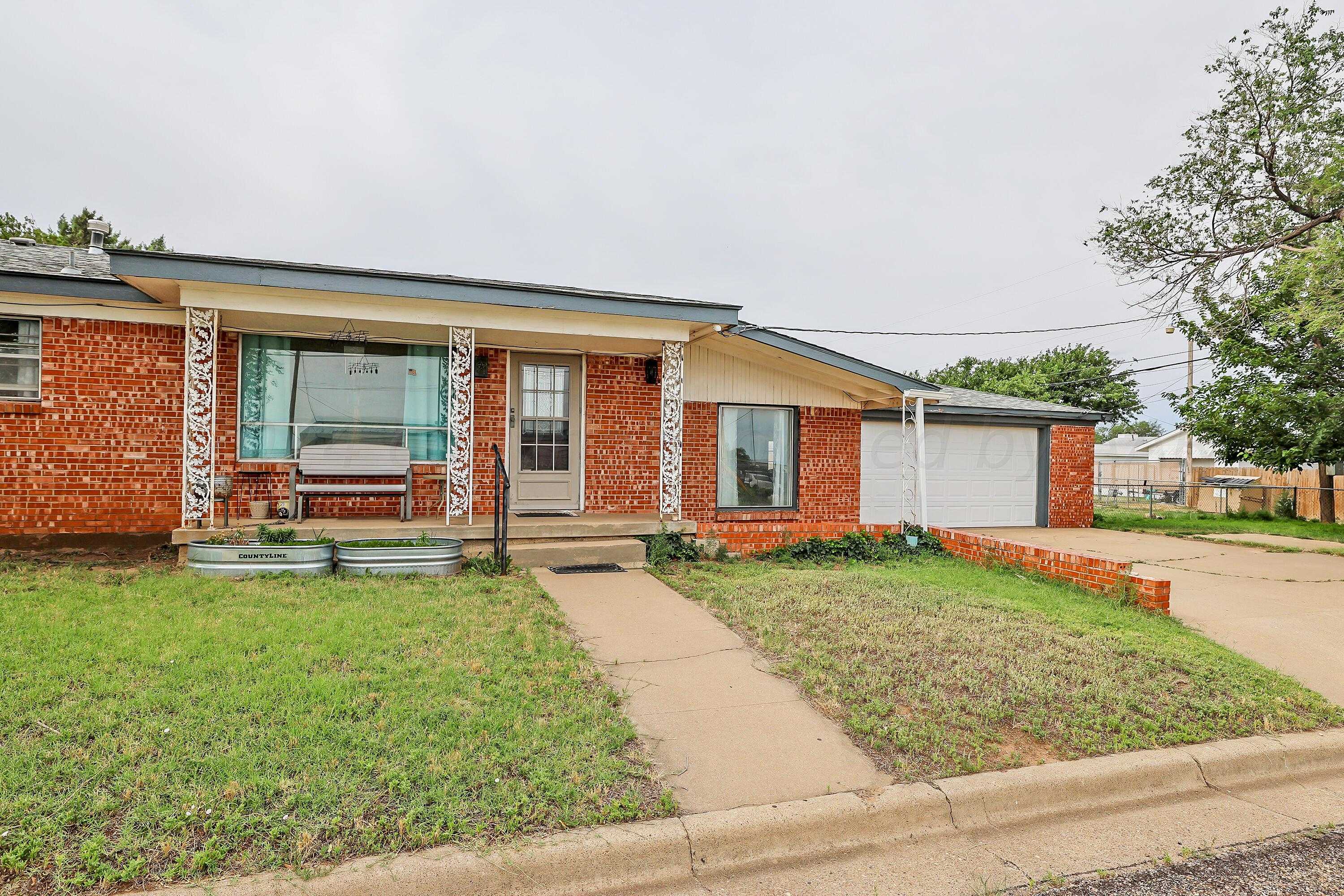 photo 3: 411 PROSPECT Street, Amarillo TX 79106