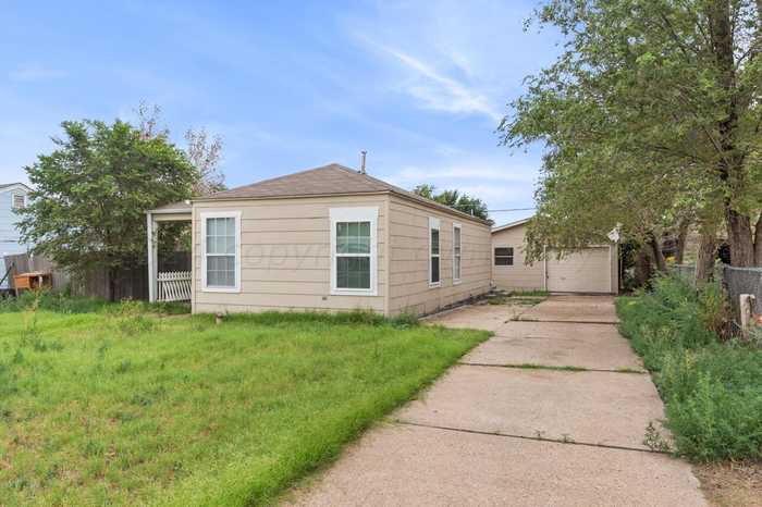 photo 1: 1113 Sterling Street, Borger TX 79007