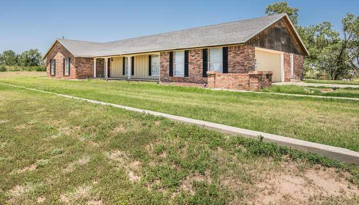 photo 30: 100 Berry Avenue, Memphis TX 79245