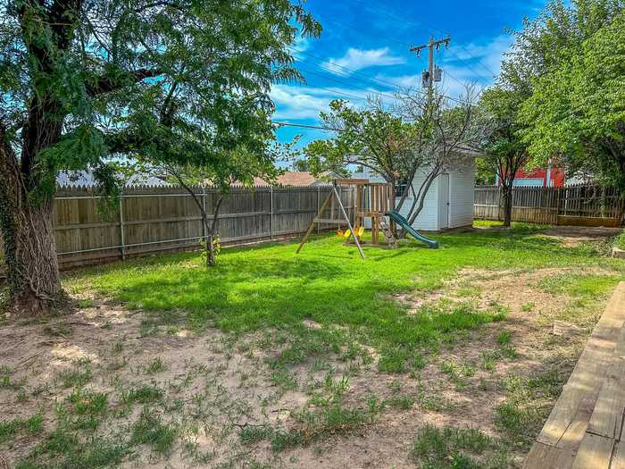 photo 20: 1505 Gawain Street, Borger TX 79007