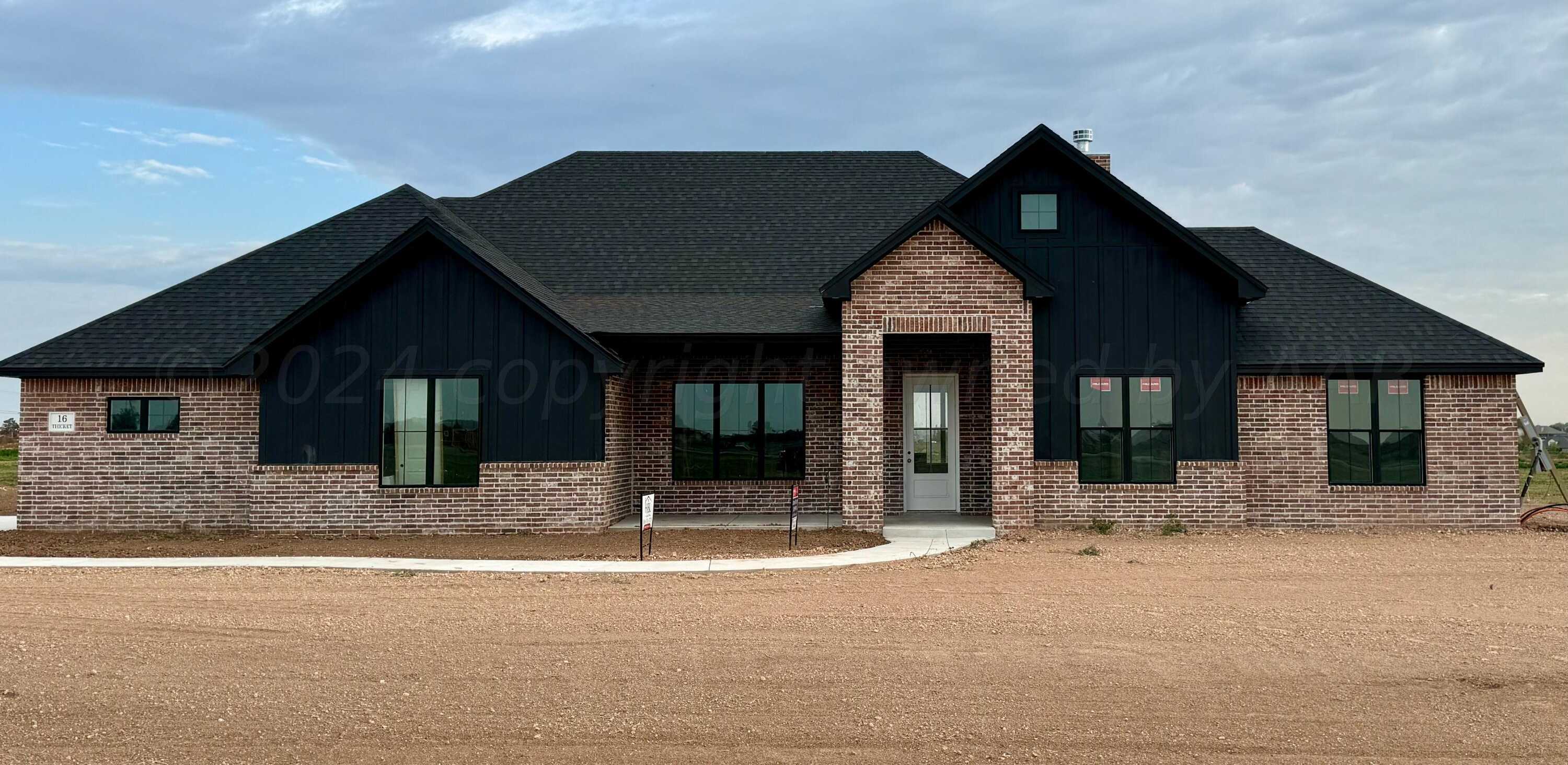 photo 1: 16 Thicket Drive, Canyon TX 79015