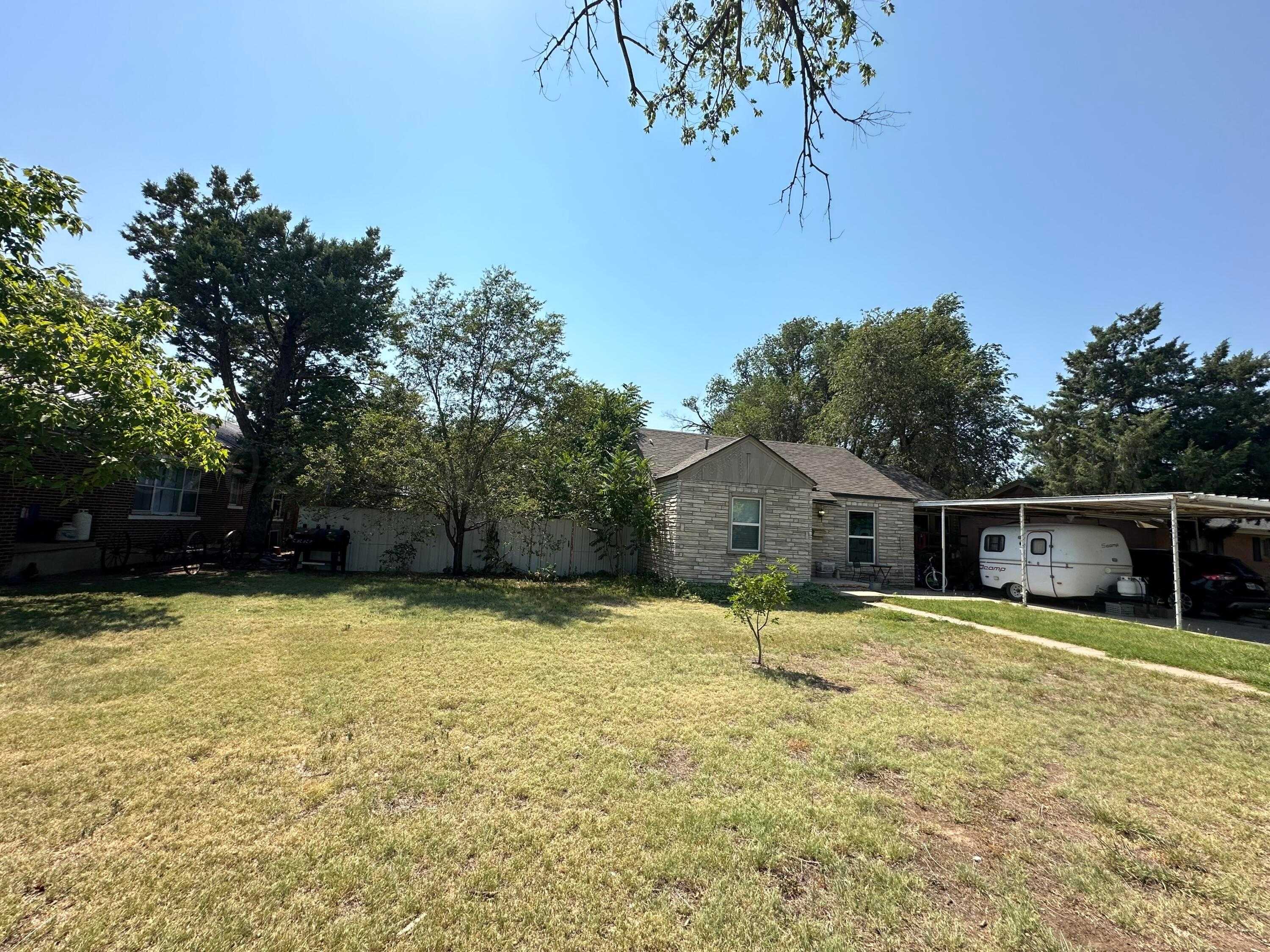 photo 3: 310 Barkley Street, Spearman TX 79081