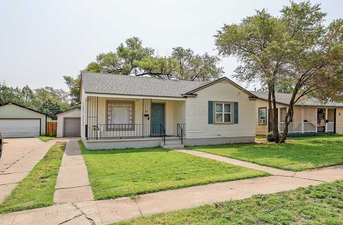 photo 1: 809 FOREST Street, Amarillo TX 79106