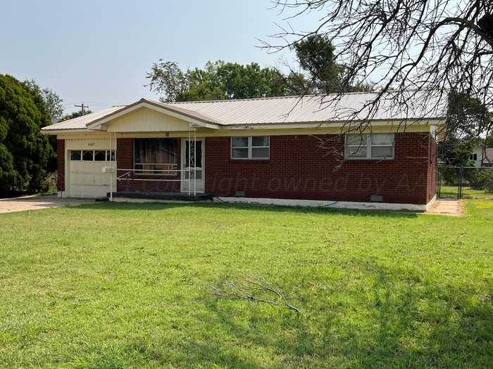 photo 8: 1120 Barkley Street, Spearman TX 79081