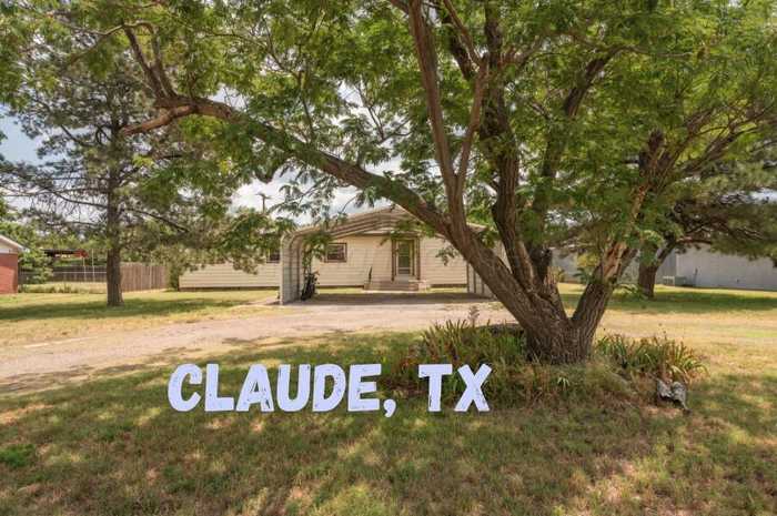 photo 1: 309 Cherry Street, Claude TX 79019