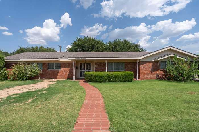 photo 1: 1517 Balin Road, Borger TX 79007