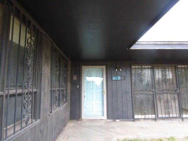 photo 2: 1701 EVERGREEN Street, Pampa TX 79065