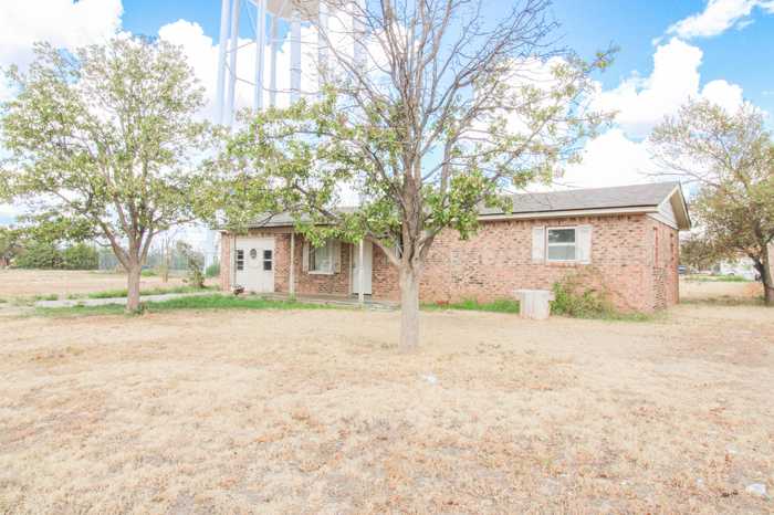 photo 1: 524 Bowie Avenue, Tulia TX 79088