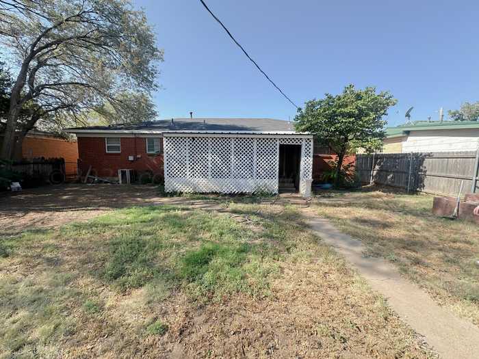 photo 13: 503 Hoyne Avenue, Fritch TX 79036